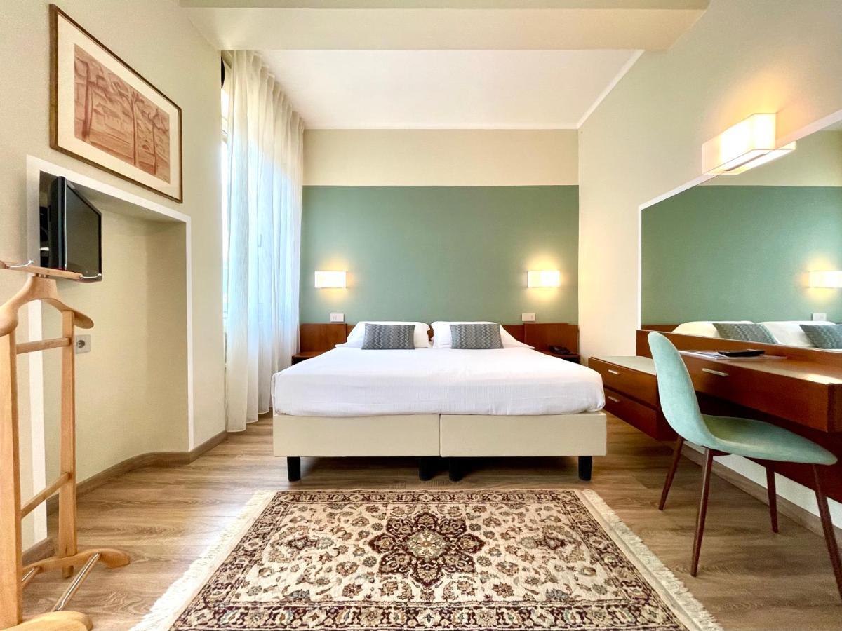 Hotel Brescia & Apartments Darfo Boario Terme ภายนอก รูปภาพ